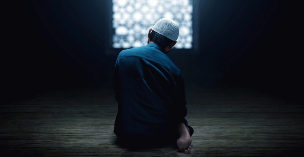 APA YANG HARUS DILAKUKAN KETIKA INGAT ADA SALAT YANG BELUM DIKERJAKAN?
